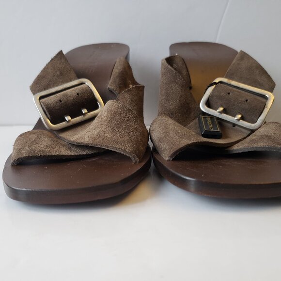Boemos mules featuring comfortable footbeds and natural materials. Size 38 - Picture 12 of 16